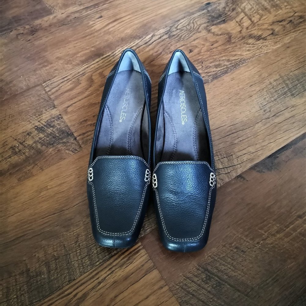 AEROSOLES Blue Pebble Leather Slip On Shoes Kitten Heel Size 7.5M